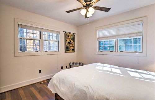 Tranquil Hendersonville Cabin with Mountain Views! - Foto 15