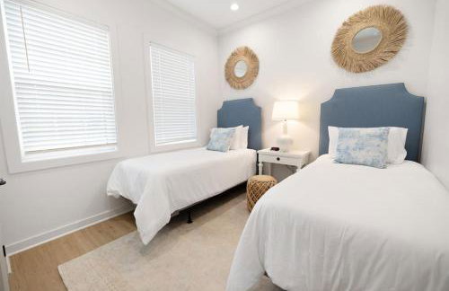 Chandeluer Shore 9 - Steps to Beach, Pet-Friendly, Pool, Fast WiFi - Foto 27