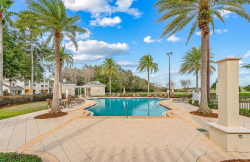 Mickey 3bed Condo 20 min to Disney! Pools & Gym - Foto 2