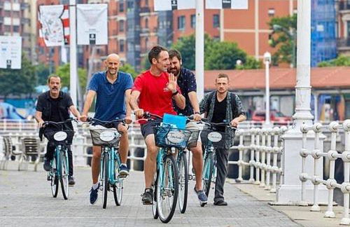 Studio with pool and sunrise view at 10 min beach walk - Foto 45