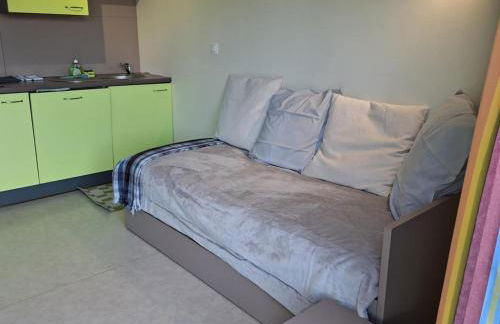 Fully equipped Poussin 12 cottage - Foto 7