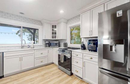 Edgewater Bluffs - Lakefront - Hot Tub - Firepit - Foto 13