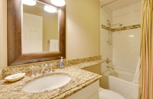 Stunning Warren Lakefront Home Deck, Grill, Sauna - Foto 11