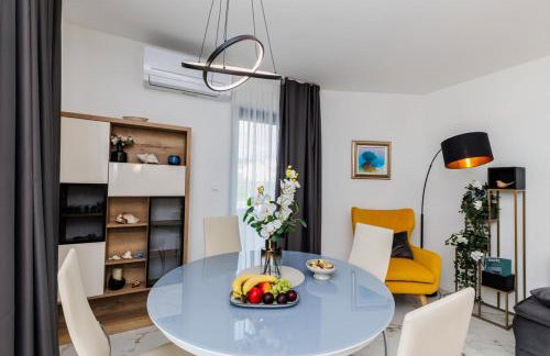 Modern Luxury Apartment Ivana, With two Patios - Foto 20