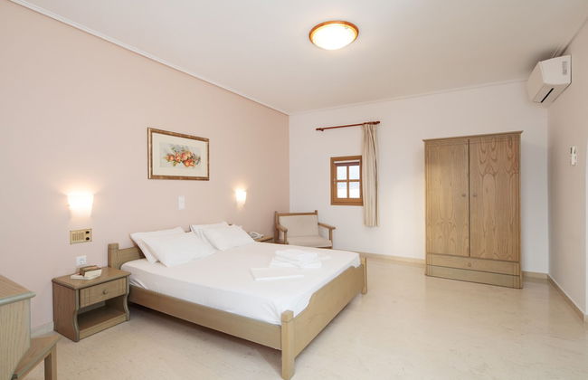 Proteas Hotel & Suites - Foto 17