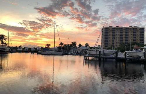 Free HeatedPool on SailboatAccessCanal boat lift - Foto 44