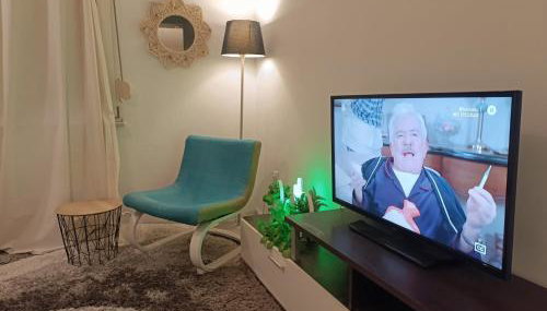 Isalos Urban Oasis Thessaloniki - Tranquil Garden Retreat - Walk to City Center - Free Easy Parking - Near Helexpo & University - Foto 4