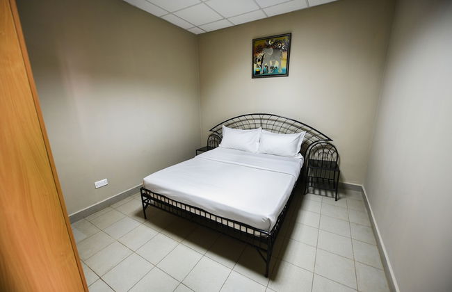 Boulevard Suites - Photo 11