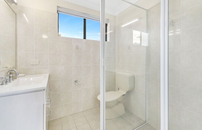 Smugglers on the Beach - Foto 52