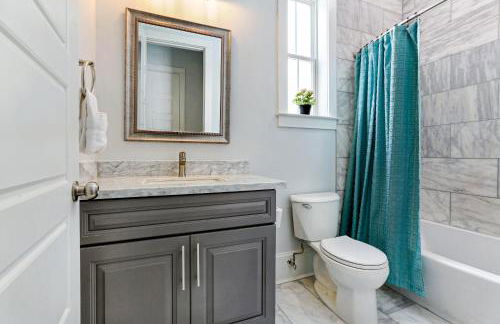 Hosteeva Amazing 4 BR Modern Condo with Balcony Near Frnch Quarter - Foto 42