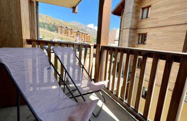 Appartement 6 places aux pieds des pistes avec piscine, wifi et parking privé, salle de bain refaite à neuf - Foto 23