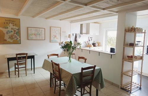 Location maison de ville à 5 minutes du Puy du Fou ! - Photo 1