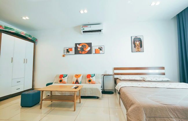 Sky Center - Studio - Photo 3