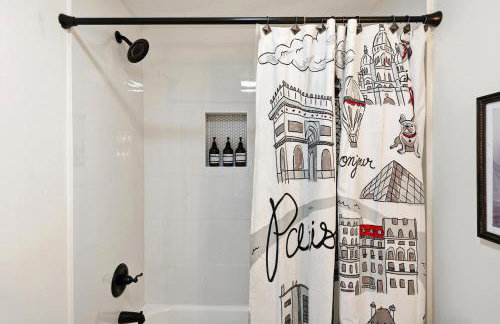 Cozy 2-Floor Home 5BR 3BA 2 Kitchens Backyard - Foto 52