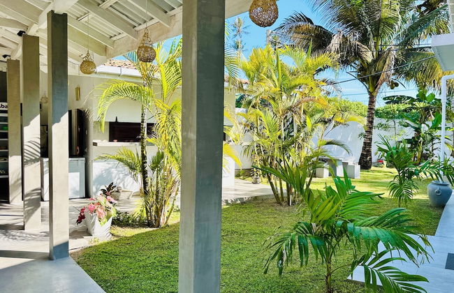 The White House Villa - Foto 30