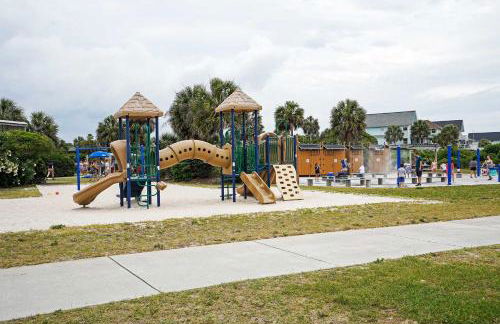 Walk to Beach Isle of Palms Condo with Pool Access! - Foto 22