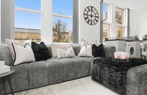 2 Bedroom Apartment Bradford City Centre 85 Smart TV Central Location - Foto 1