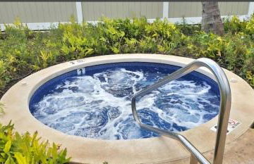 New Tropical Island Ohana near Beach with community Pool Spa Gym PingPong and more - Photo 2