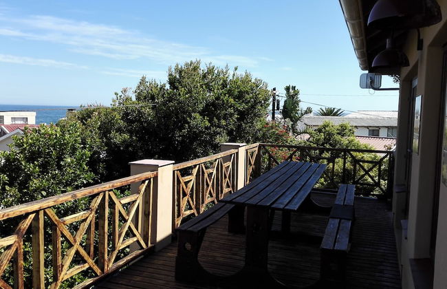 Come an Enjoy Cape Towns Best Kept Secret Kleinmond, 2 Hours From the City - Photo 18