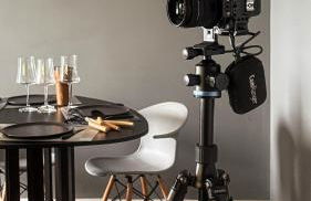 Perto de tudo em Itajaí apê com varanda e 2 vagas - Foto 2