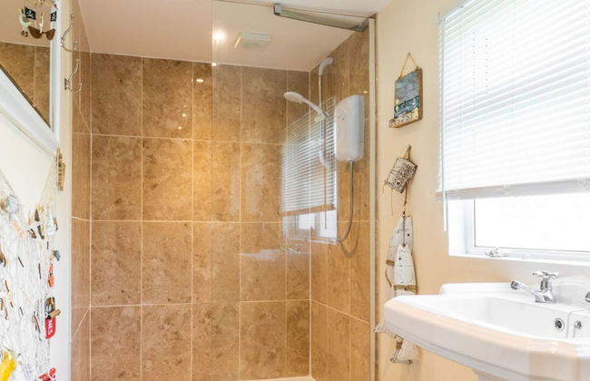 Host Stay Two Hoots Chalet - Foto 5