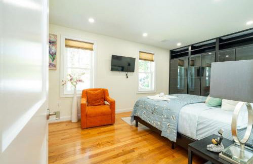 Elegant 4BR Home Yard 4 Parking in Dedham - Foto 16