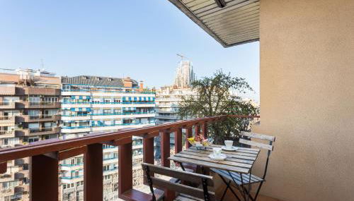 The Best Barcelona - Photo 2