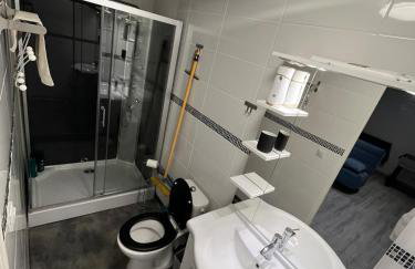 Logement Cosy 40 m2 Coeur historique de Lunel - Foto 9