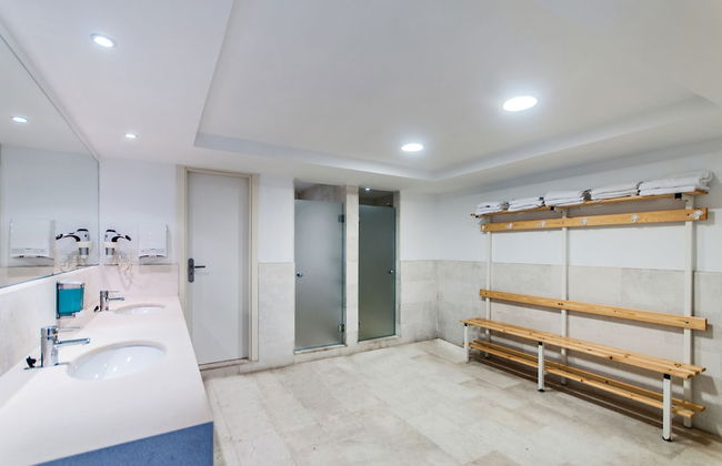 Flipflop Surfing Playa Apartments - Photo 80