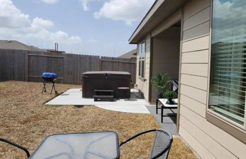 Katy Vibes With Jacuzzi, Elegant and Peaceful 3BR - Foto 53