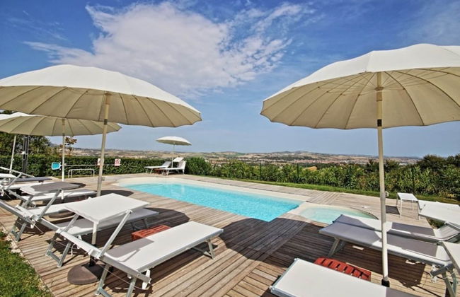 Cottage in Montelabbate With Pool, Garden, Bbq, Parking - Foto 51