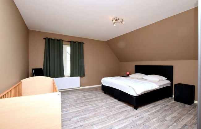 Stylish Holiday Home in Hastiere With Terrace - Foto 31