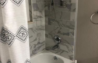 MileHi Vacation Home Pet Friendly - Foto 56