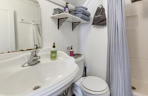 Green Mountain Views! Lowell Getaway Near Skiing - Foto 27