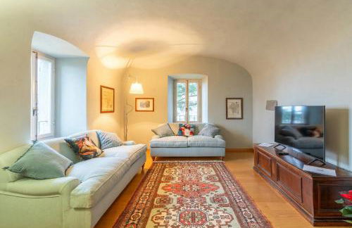 Historic Castle Overlooking Garfagnana Valley - Foto 11