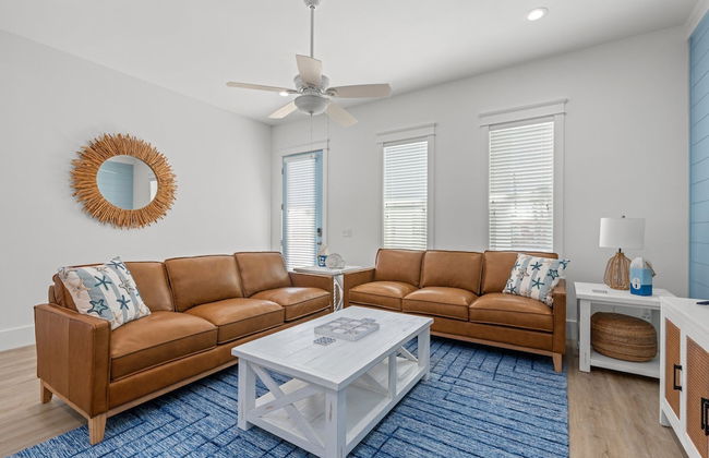 Spectacular 3br 4ba w/ Private Pool, 2 Min Walk to Beach - Sleeps 15! - Foto 16