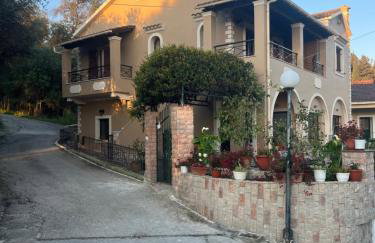 VILLA PARADISE - Photo 1