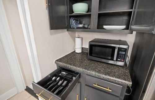 Cozy Mid Century Oasis with 2 KING beds - Foto 34