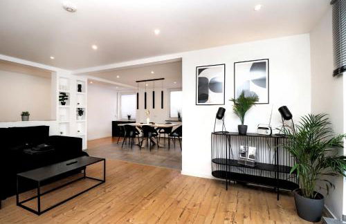 LIGHTPLACE • Große Unterkunft • 3 Schlafzimmer • Boxspring • Smart TV • Biergarten • Restaurant - Foto 6