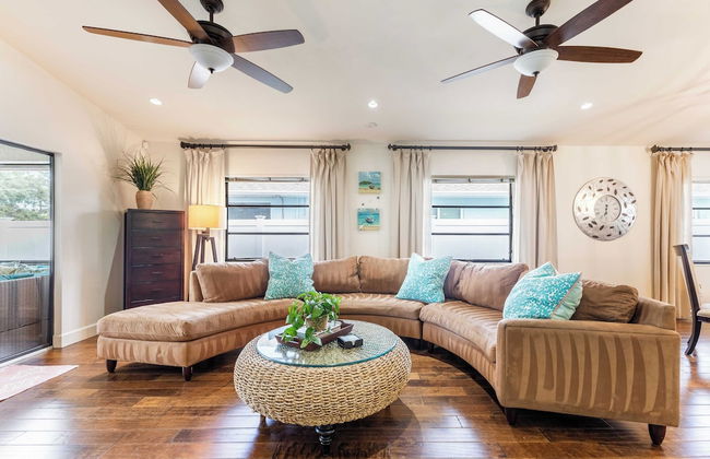 Private Pool + Sunroom Beach Escape at Manatee - Foto 9