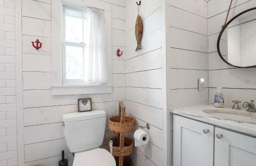 Central Perk - Pet Friendly, Luxury Cabin Feel, Kayaksand Coffee! - Foto 16