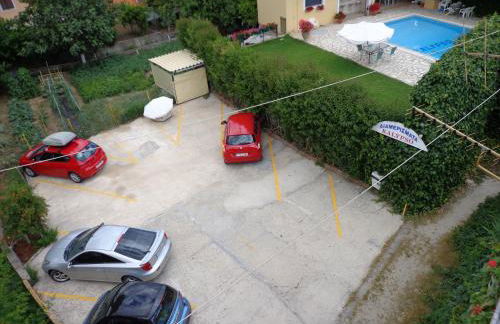 Kalypso Gouvia - Foto 16