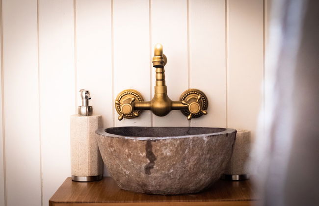 Beds of Silk Luxury Glamping - Photo 12