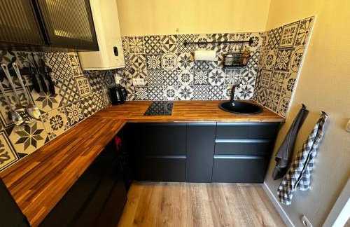 LE MONET studio proche Bordeaux avec balcon wifi & place de parking privé prox tram et Aéroport - Foto 3