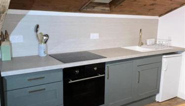 Grand studio lumineux proche gare Bellevue & tram - Foto 3