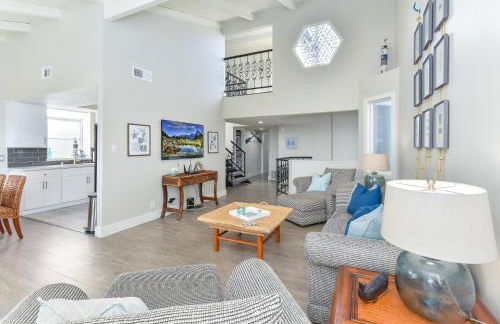 Sunset Island 3 Level Home on the Water sleeps 10 - Photo 15