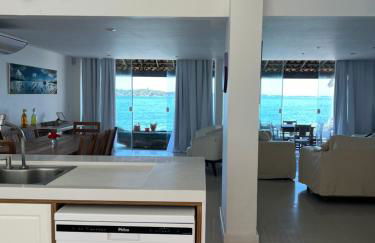 Búzios casa pé na areia em condomínio beira mar - Foto 1