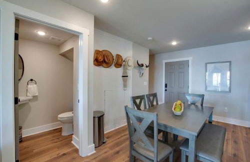 Gorgeous Cabin Great for Groups or Families with Jacuzzi, Fire Pit and Views in Alabama - Foto 22