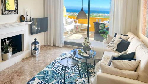 62 - Penthouse in Los Almendros with fantastic vie - Photo 5