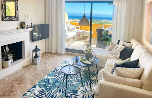 62 - Penthouse in Los Almendros with fantastic vie - Photo 5